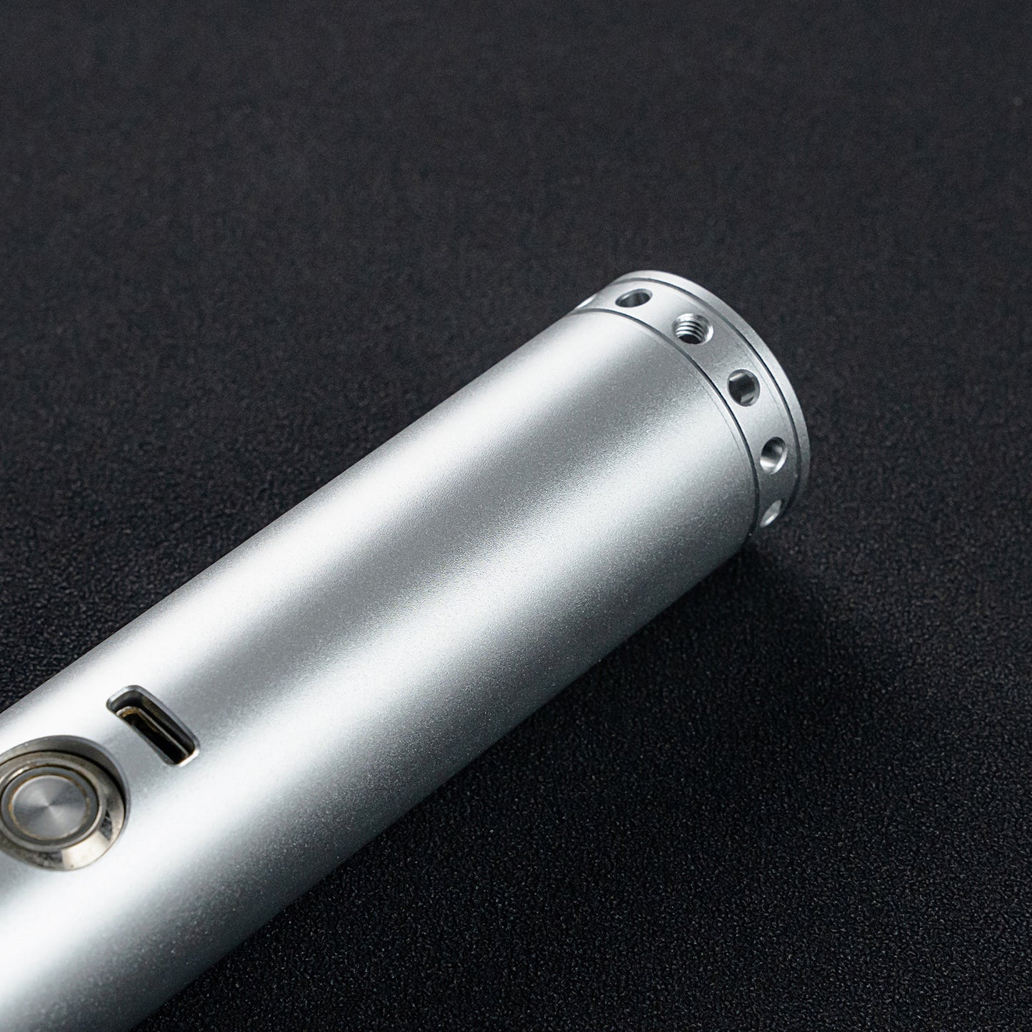 F1 Aerolite: The Unyielding Dueling Lightsaber