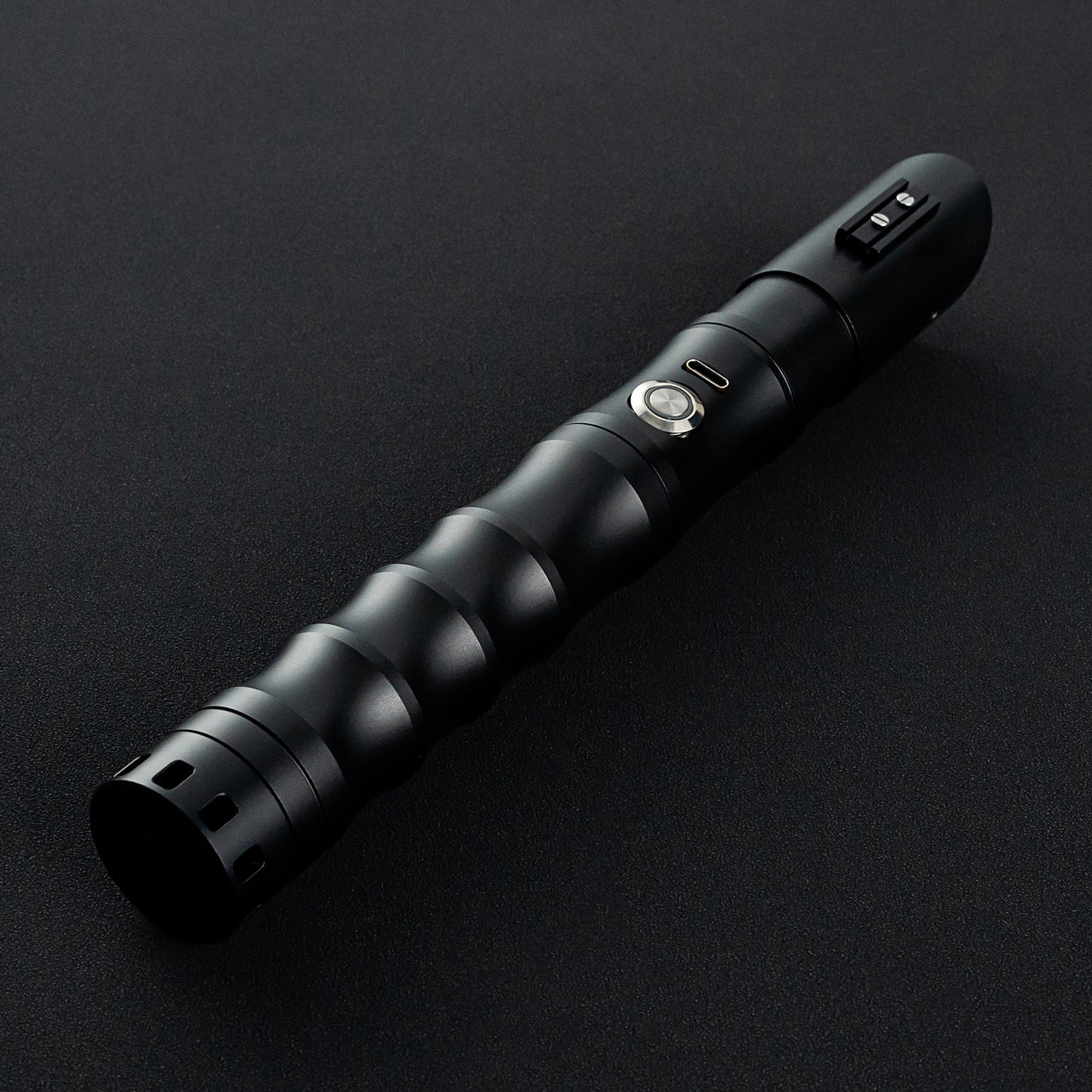 F2 The Gravel Saber: A Dueling Warrior's Lightsaber