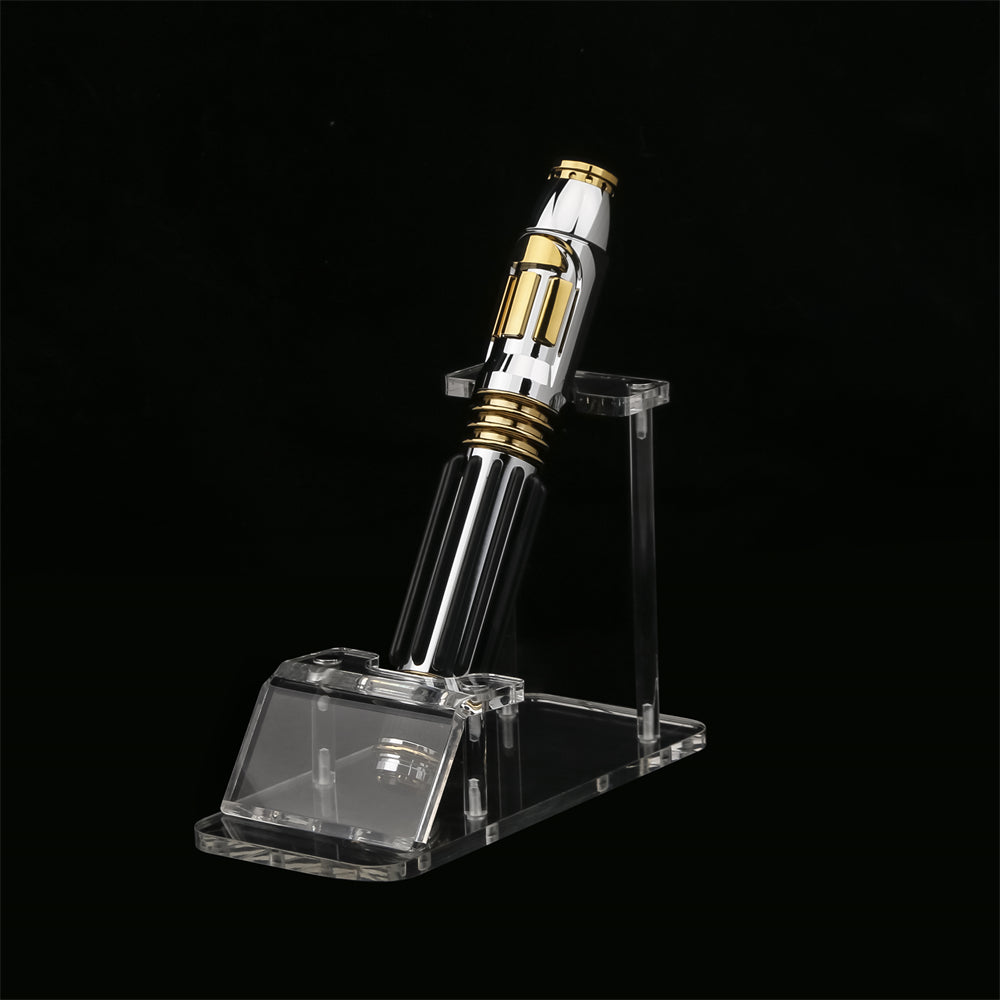 Mace Windu's Authority: The Master's Amethyst Lightsaber