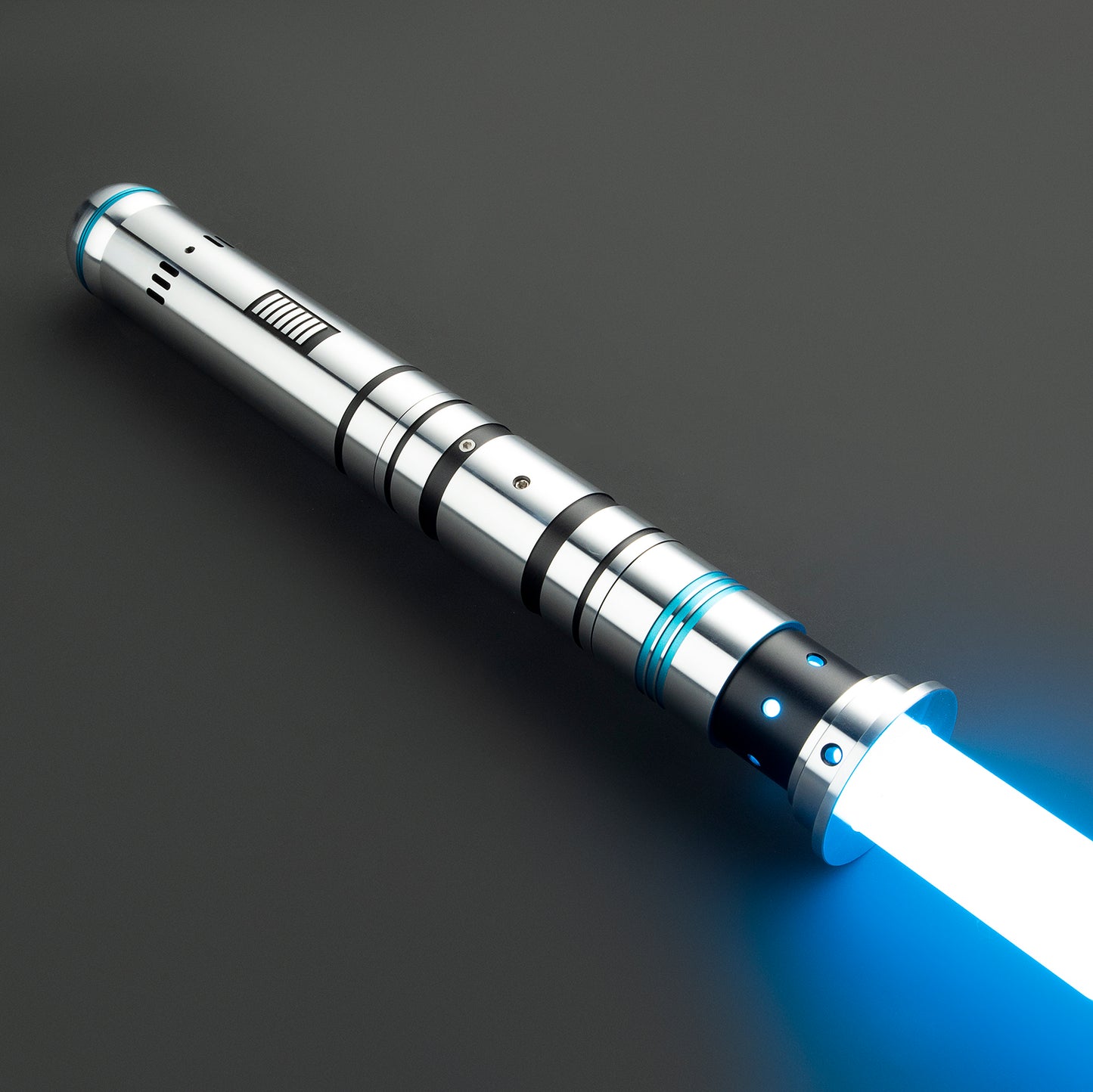 KT003 Mando: The Mandalorian's Dueling Lightsaber