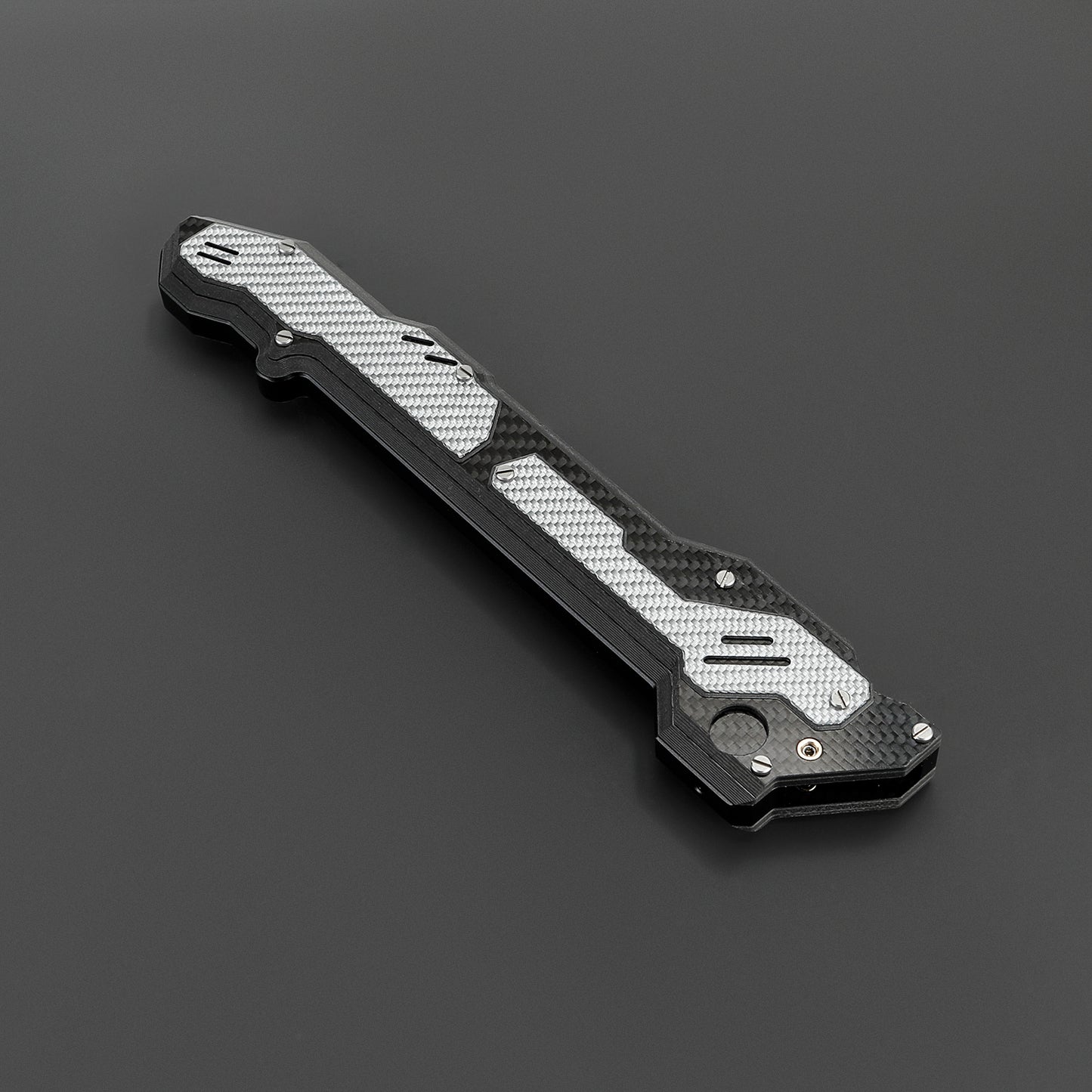 The Cyber Vanguard Carbon Fiber Tactical Blade (Xenopixel)