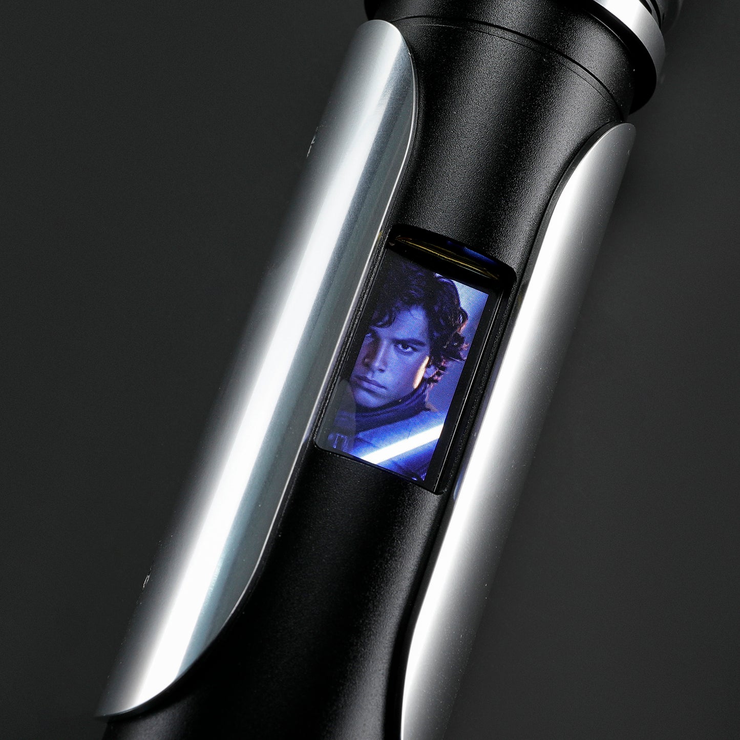 The Arcanum OLED: Ultimate Neopixel Lightsaber with Spinning Kyber Crystal